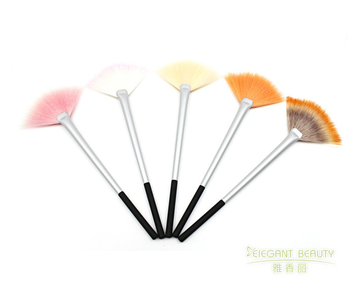 化妝刷什么牌子好:Pony一周新推薦