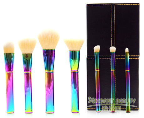 你們的化妝刷是否經(jīng)過(guò)防菌處理?如何保障衛(wèi)生安全?