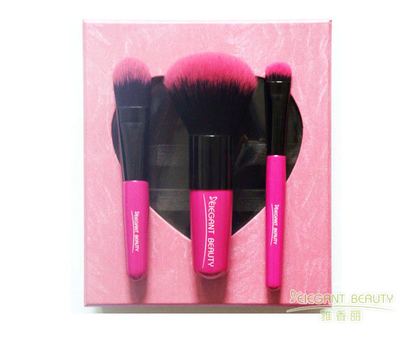 定制成套化妝刷時(shí),是否可以添加品牌標(biāo)識(shí)或個(gè)性化圖案?